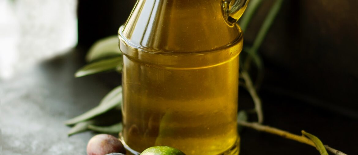 Is olive oil good for tanning - olive oil bottle